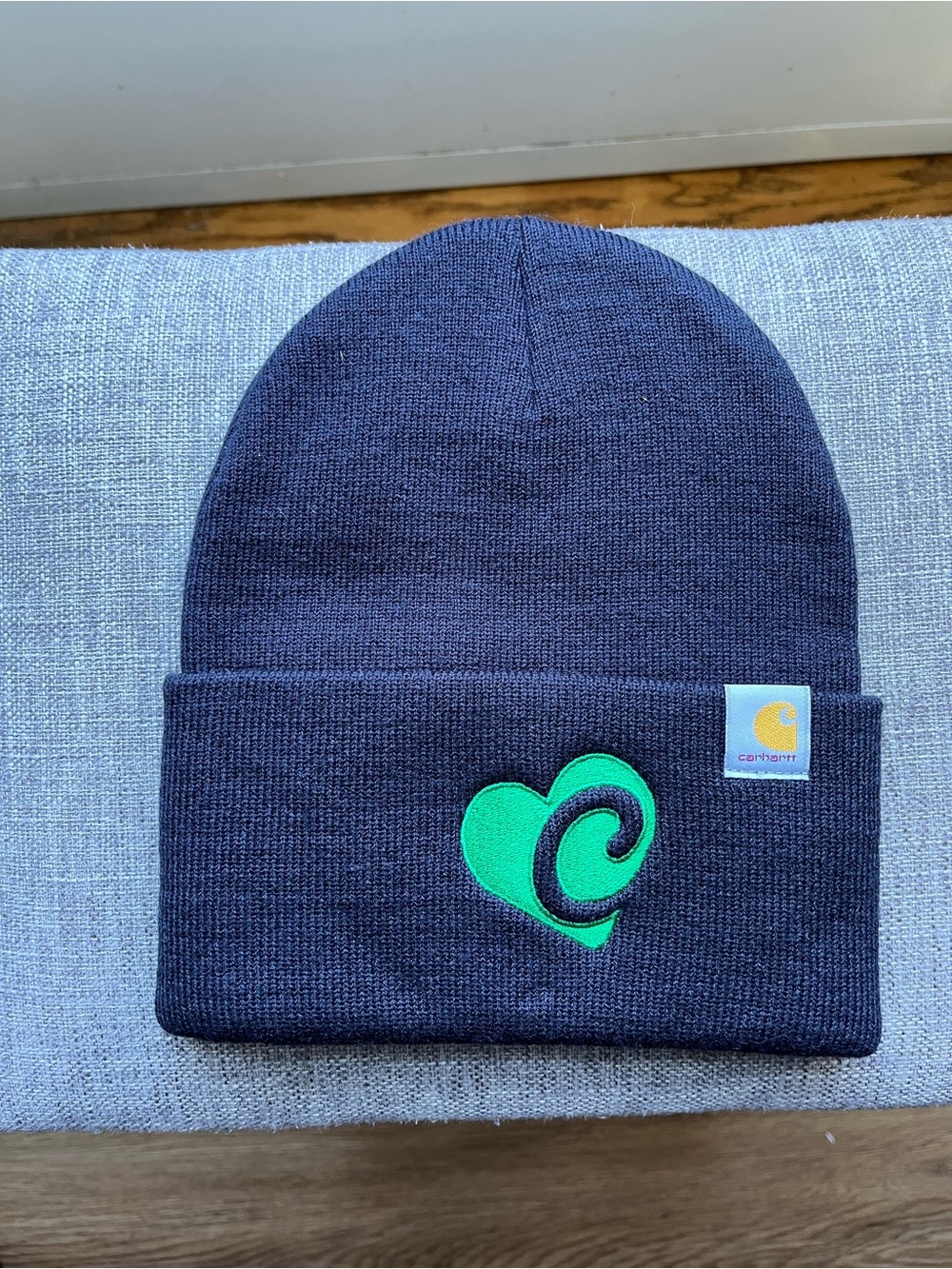 💚 Carhartt Navy Blue Knit Cuffed Beanie Green Embroidered C Heart Patch OS